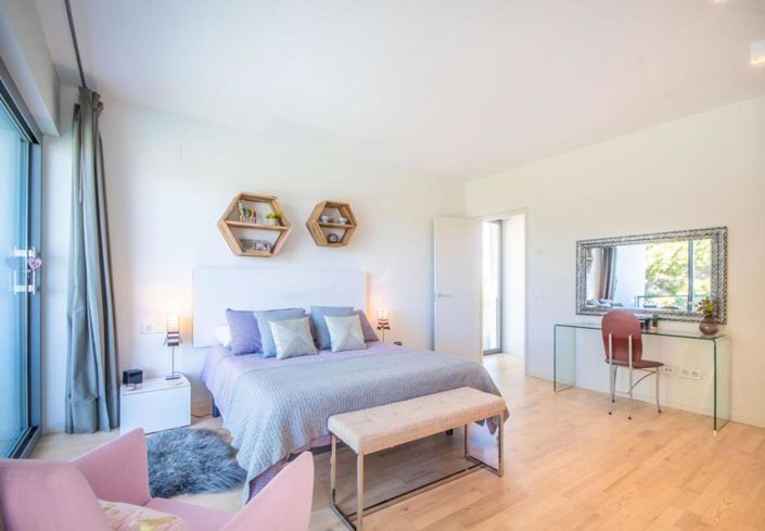 Image No.13-4 Bed Villa for sale