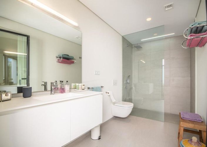 Image No.18-4 Bed Villa for sale