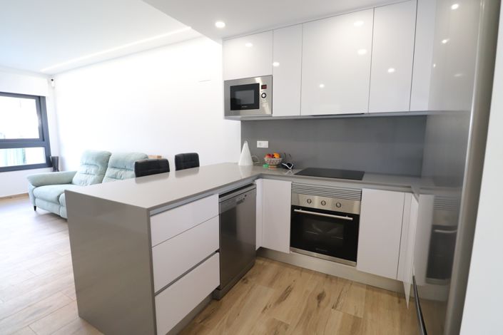 Image No.8-2 Bed Apartment for sale