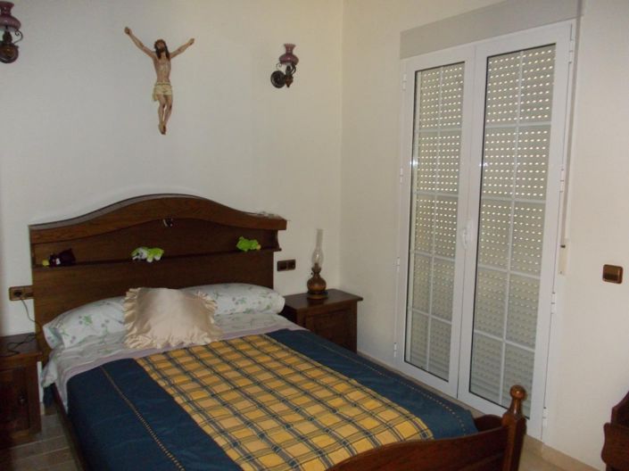 Image No.11-4 Bed Villa for sale