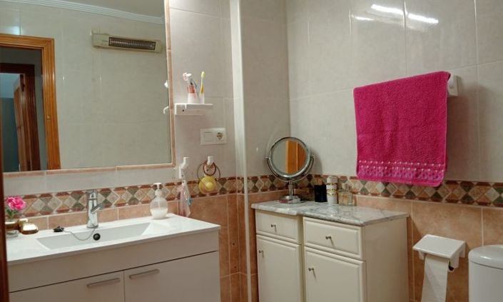 Image No.11-4 Bed Villa for sale