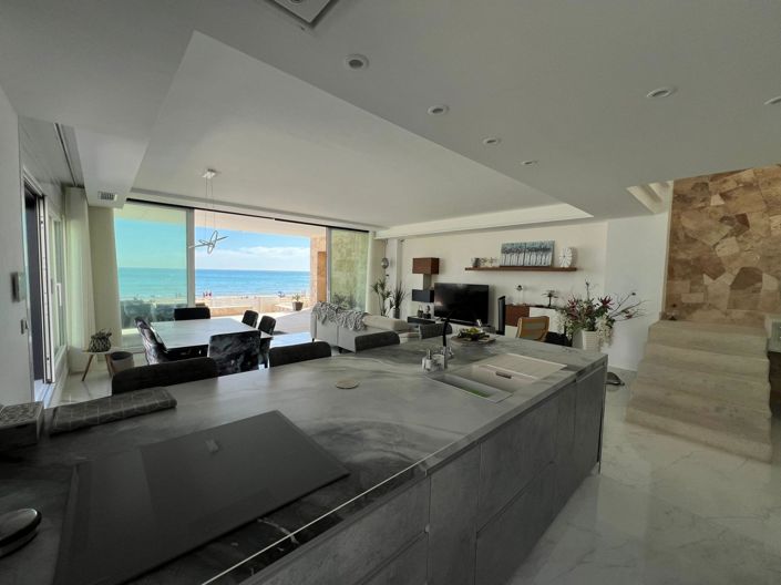 Image No.14-5 Bed Villa for sale