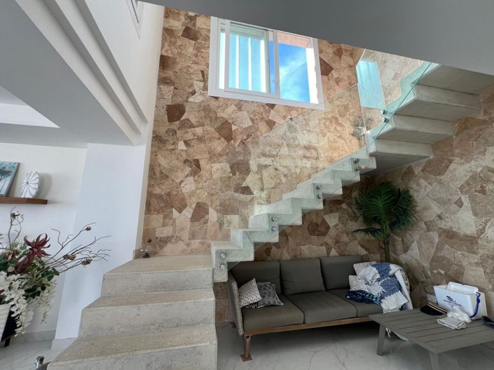 Image No.17-5 Bed Villa for sale