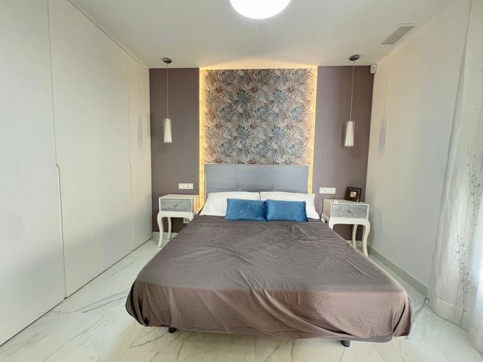 Image No.20-5 Bed Villa for sale