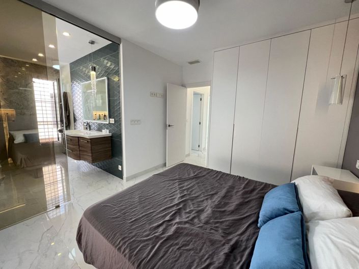 Image No.21-5 Bed Villa for sale