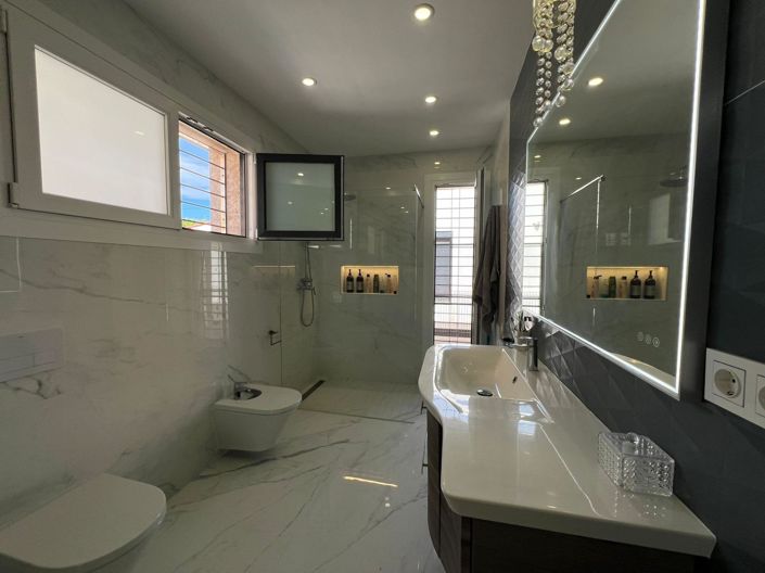 Image No.22-5 Bed Villa for sale