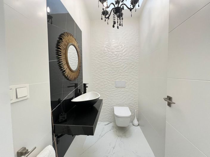 Image No.25-5 Bed Villa for sale