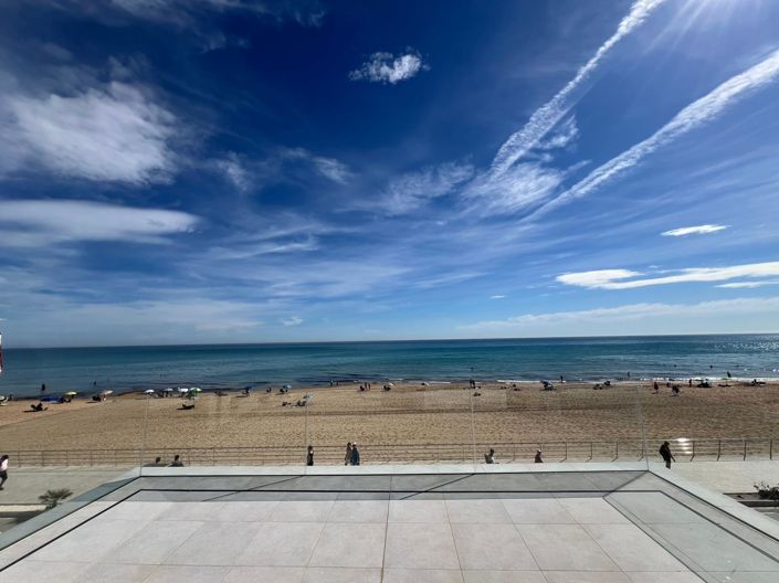 Image No.30-5 Bed Villa for sale