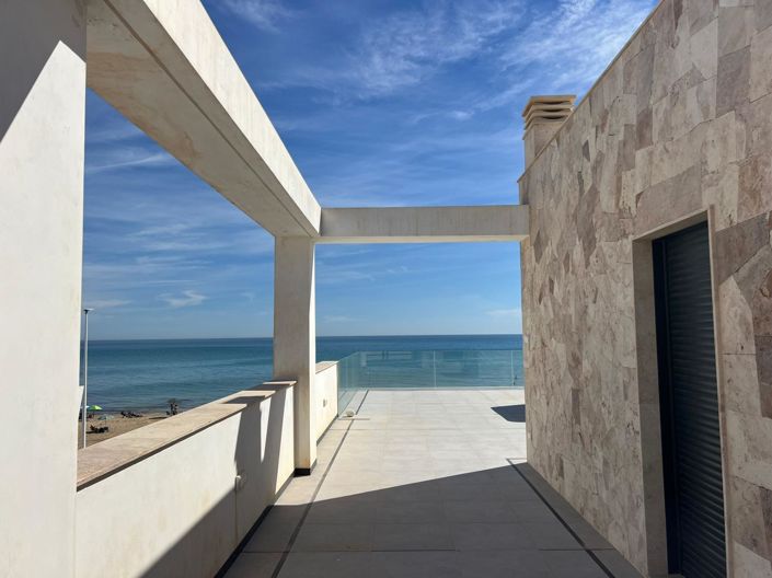 Image No.32-5 Bed Villa for sale