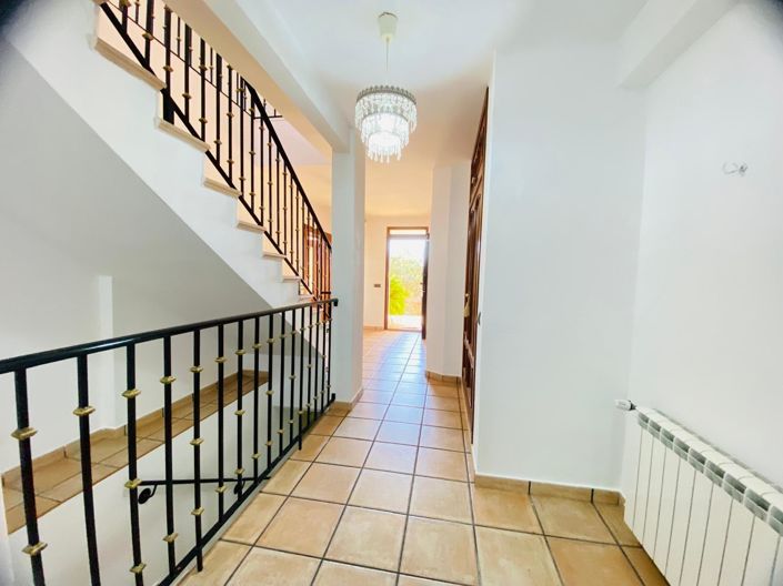 Image No.19-2 Bed Villa for sale