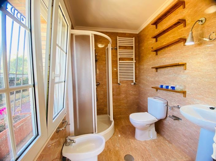 Image No.22-2 Bed Villa for sale