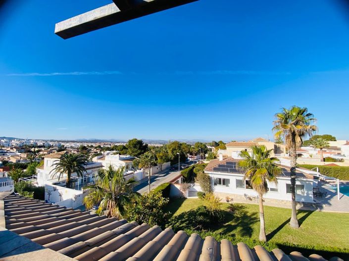 Image No.34-2 Bed Villa for sale