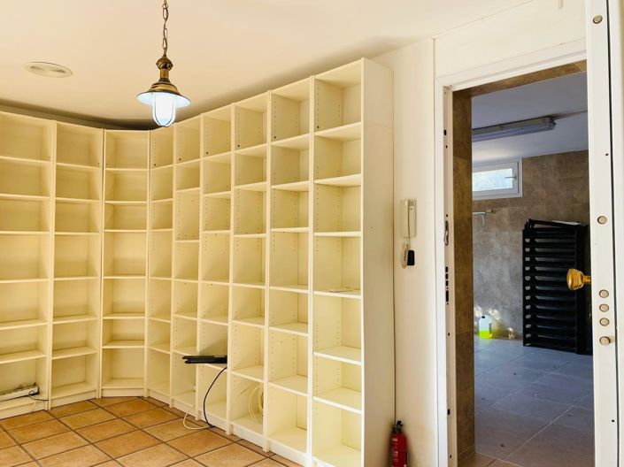 Image No.35-2 Bed Villa for sale