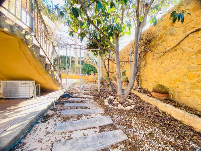 Image No.42-2 Bed Villa for sale