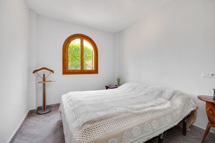 Image No.10-2 Bed Apartment for sale