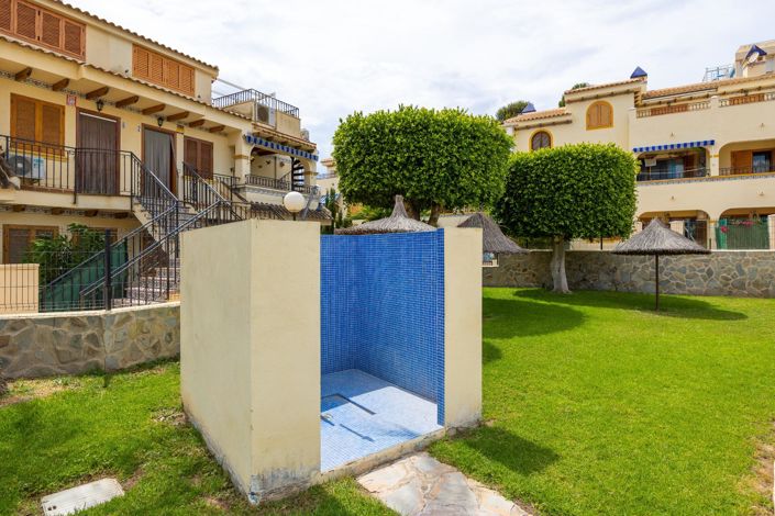 Image No.20-2 Bed Apartment for sale