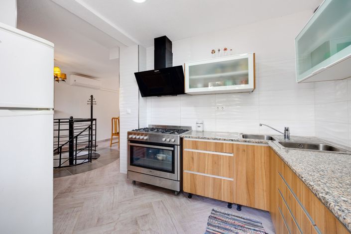 Image No.9-2 Bed Apartment for sale