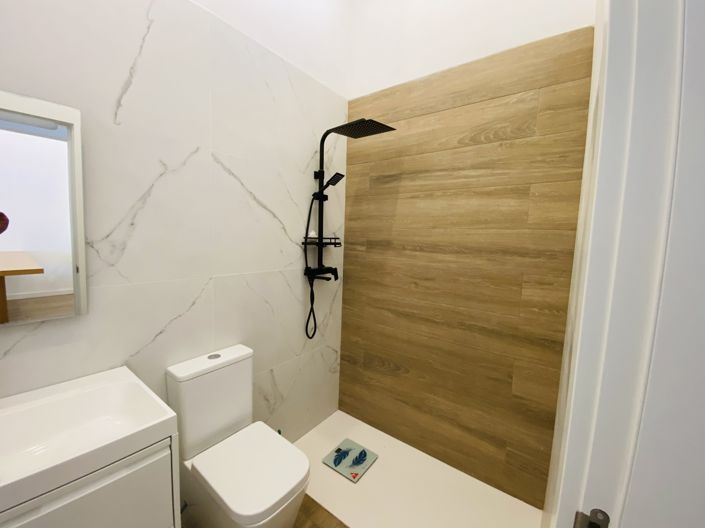 Image No.35-2 Bed Apartment for sale