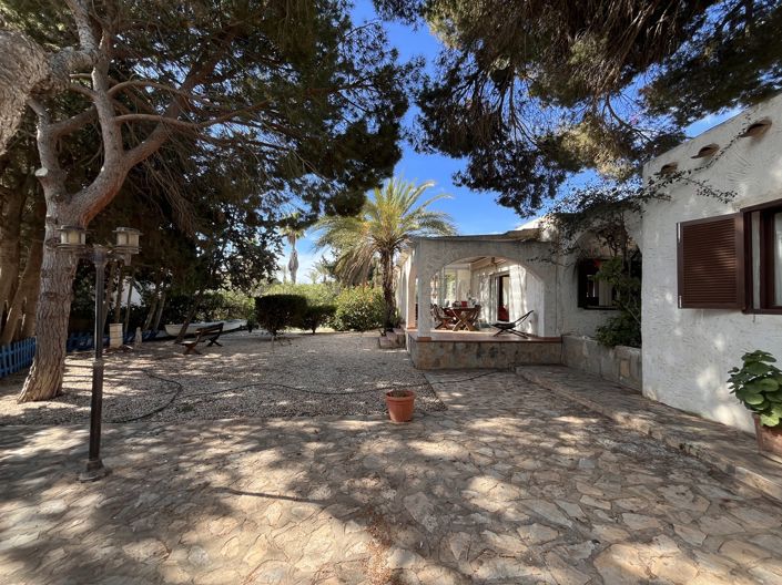 Image No.31-6 Bed Villa for sale