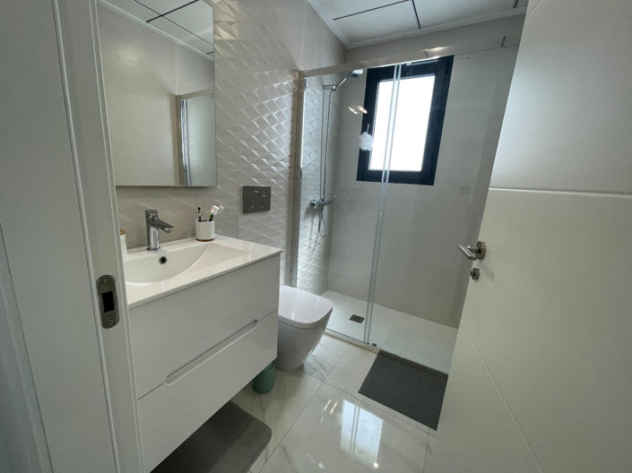 Image No.25-3 Bed Villa for sale