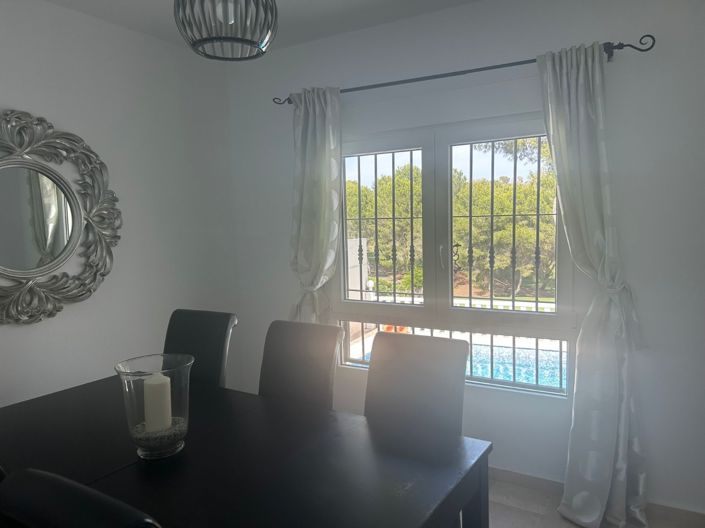 Image No.17-5 Bed Villa for sale