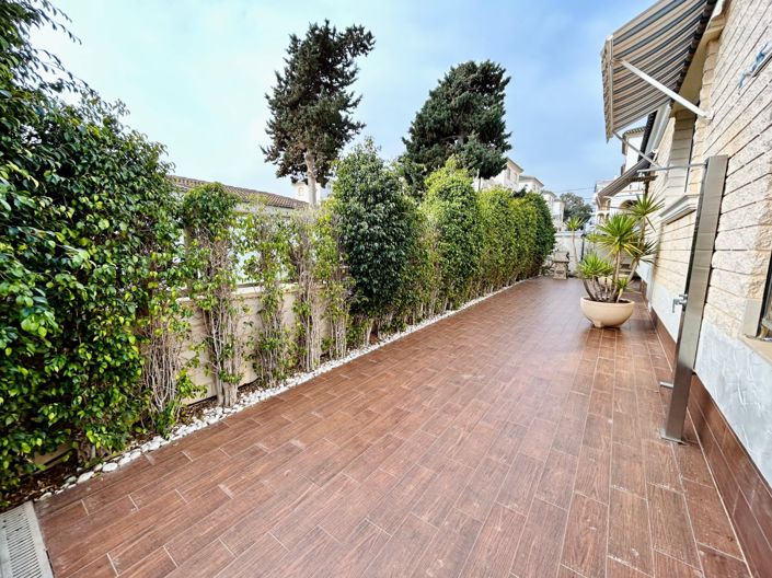 Image No.23-5 Bed Villa for sale