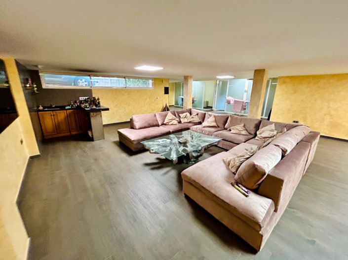 Image No.43-5 Bed Villa for sale