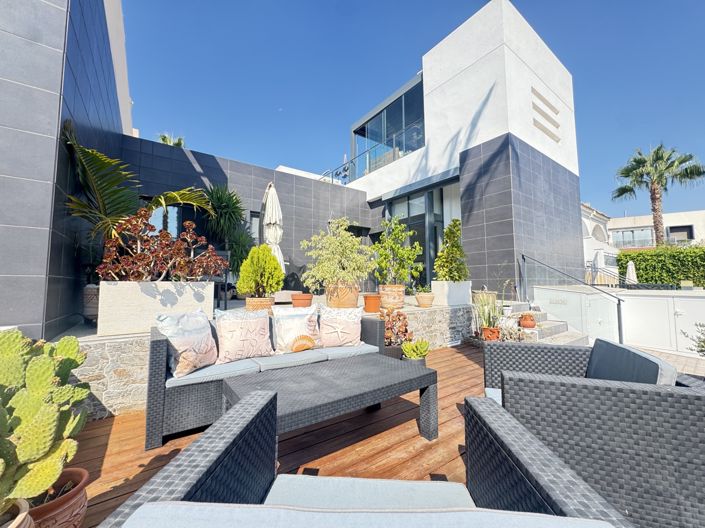 Image No.1-2 Bed Property for sale