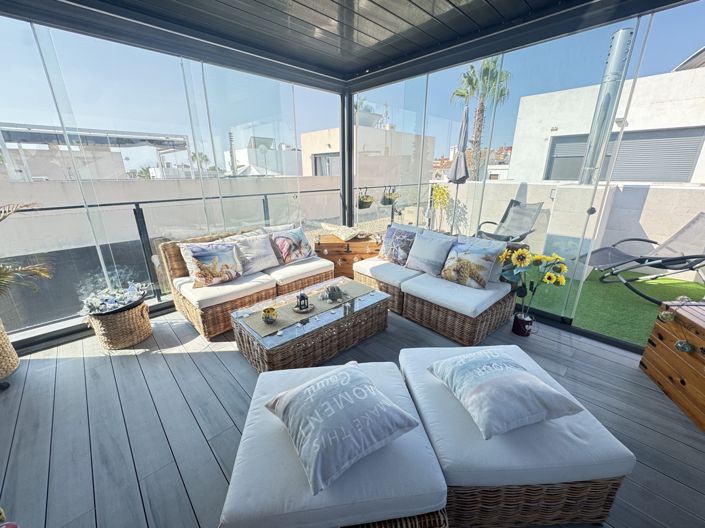 Image No.23-2 Bed Property for sale