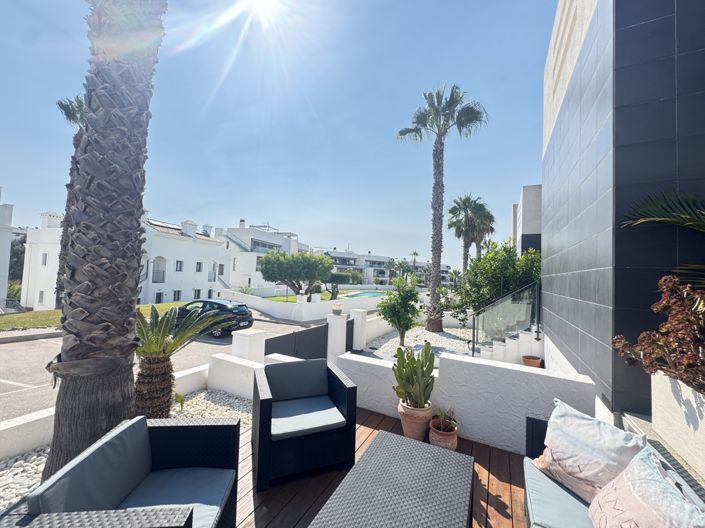 Image No.29-2 Bed Property for sale