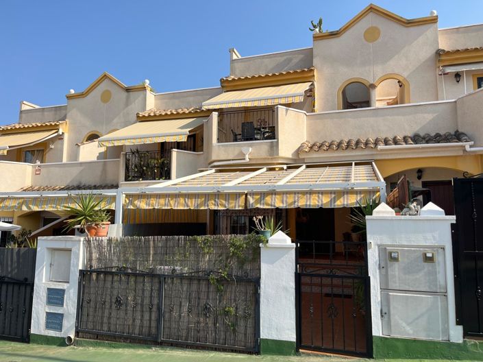 Image No.1-Maison de ville de 3 chambres à vendre à Torrevieja