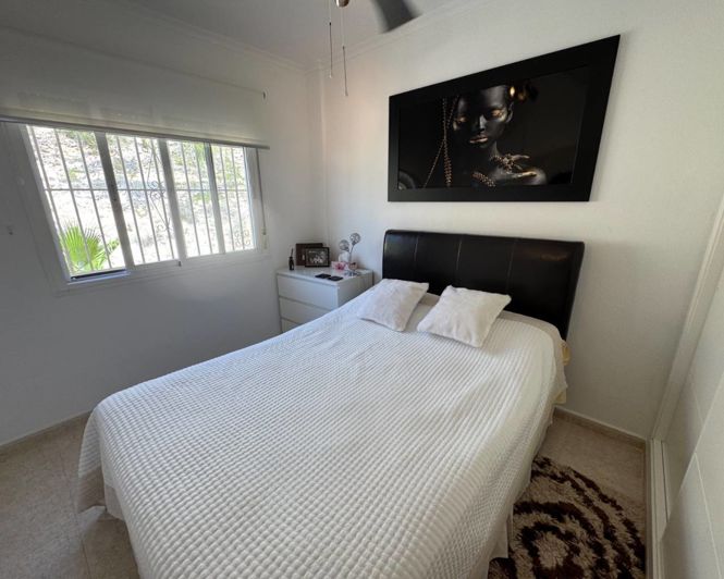 Image No.9-2 Bed Apartment for sale