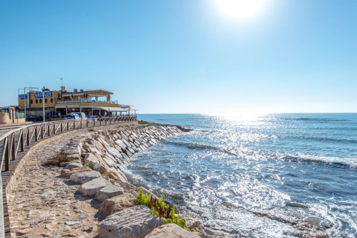 Image No.41-2 Bed Villa for sale