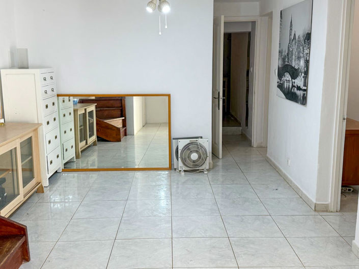 Image No.15-4 Bed Apartment for sale