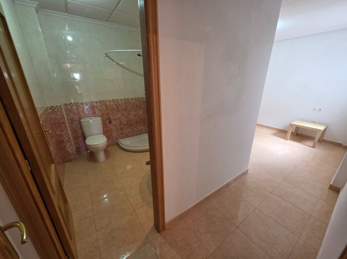 Image No.15-3 Bed Apartment for sale