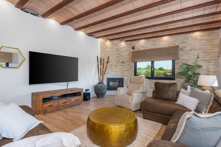 Image No.10-5 Bed Villa for sale