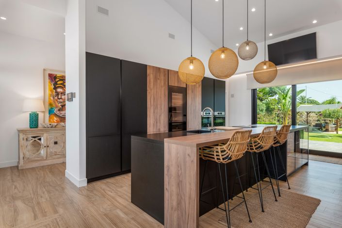 Image No.18-5 Bed Villa for sale