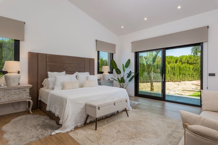 Image No.25-5 Bed Villa for sale