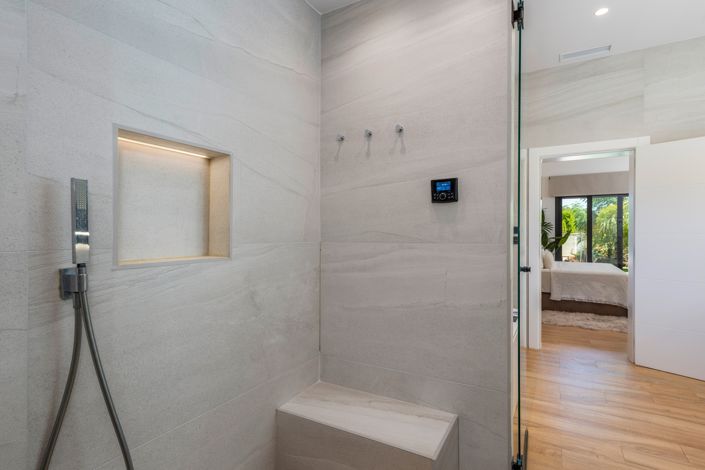 Image No.34-5 Bed Villa for sale