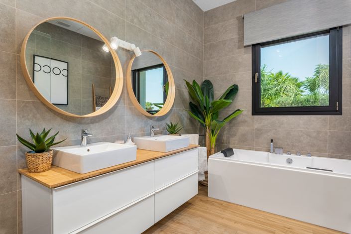 Image No.37-5 Bed Villa for sale