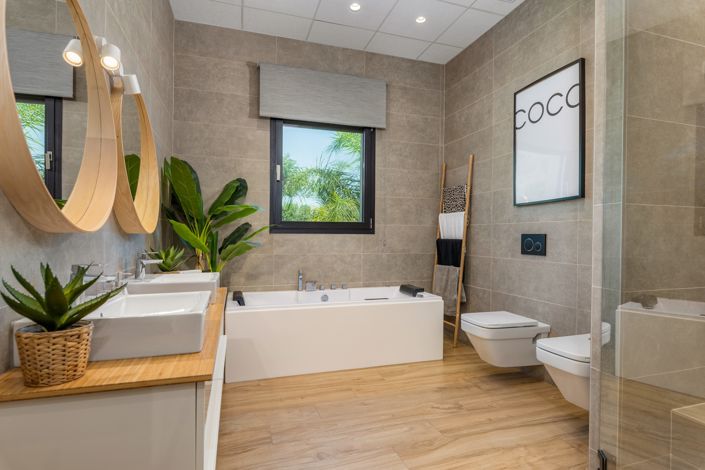 Image No.38-5 Bed Villa for sale