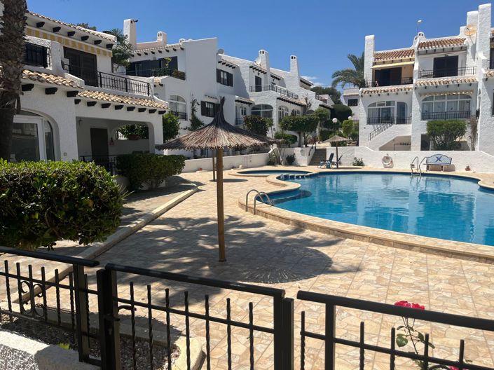 Image No.5-2 Bed Property for sale