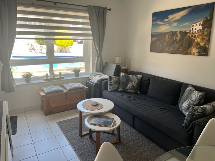 Image No.8-2 Bed Property for sale