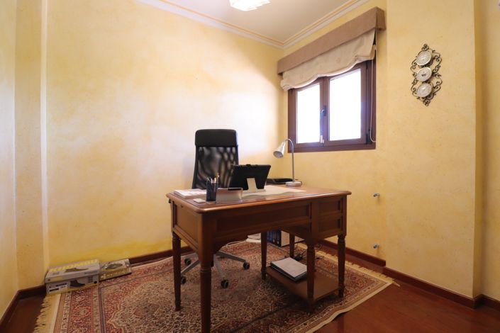 Image No.31-6 Bed Villa for sale