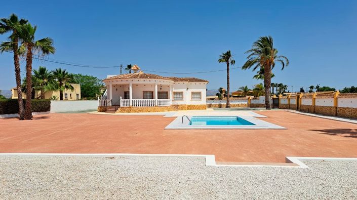 Image No.1-3 Bed Villa for sale