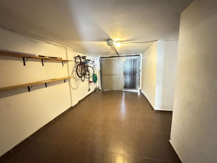 Image No.22-3 Bed Property for sale