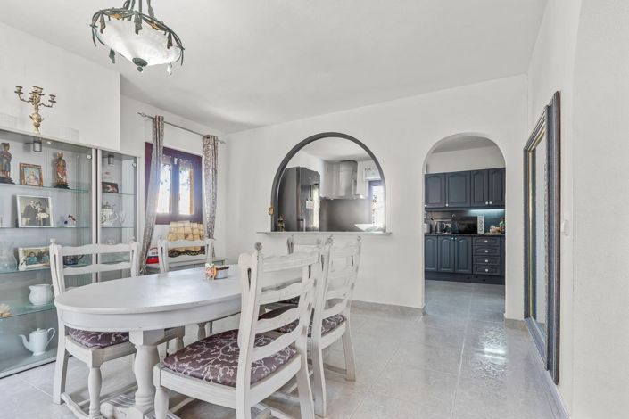 Image No.15-Villa de 6 chambres à vendre à Villamartin