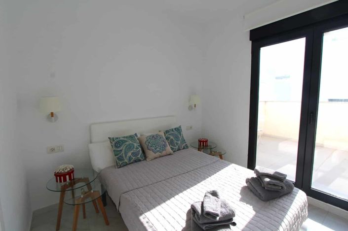 Image No.14-3 Bed Property for sale