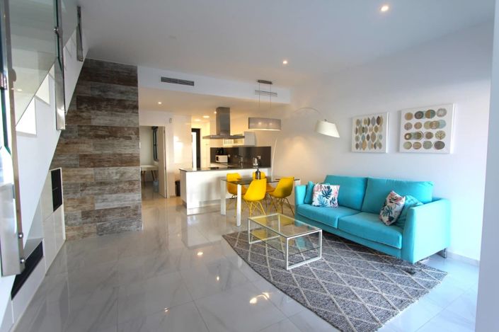 Image No.4-3 Bed Property for sale