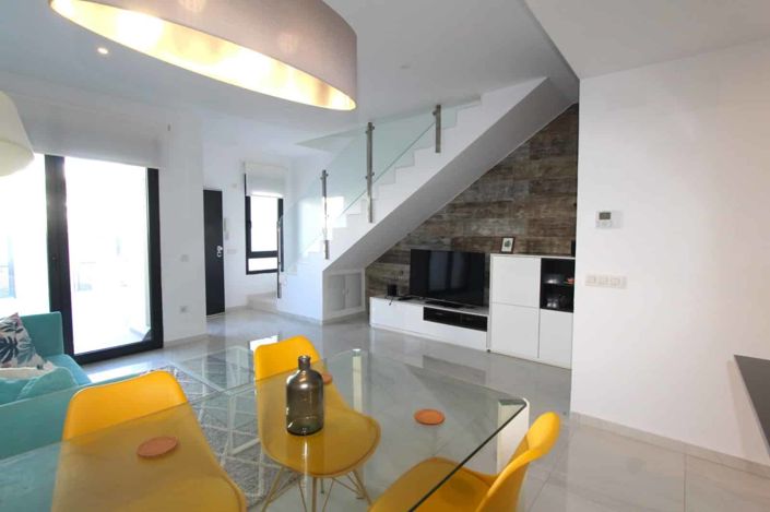 Image No.6-3 Bed Property for sale